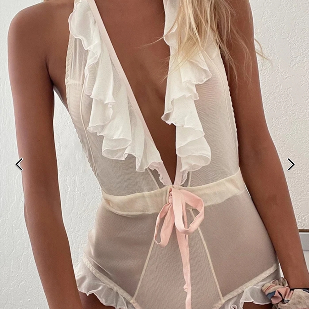 We Are Hah Butterfly Bodysuit La Creme Sz Small